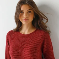 Trui in patenttricot met uitlopend model met zachte touch