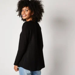 Trui in patenttricot met uitlopend model met zachte touch