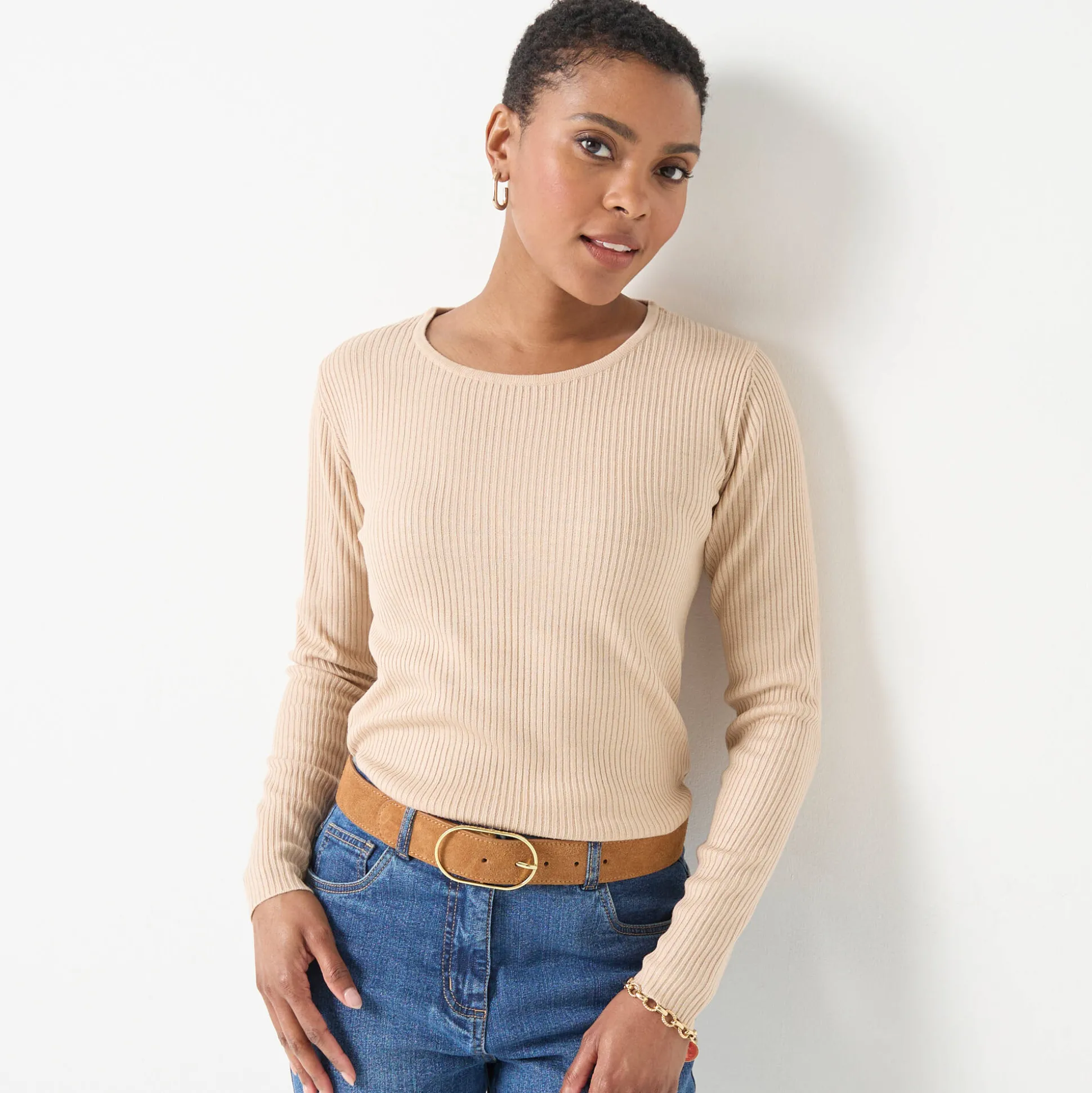 Trui in ribtricot met ronde hals