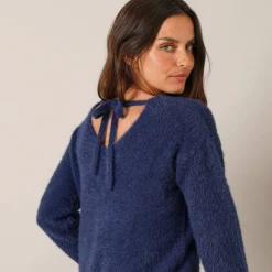 Trui met decolleté aan de achterkant en strikbandjes, harige tricot