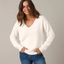 Trui met decolleté aan de achterkant en strikbandjes, harige tricot