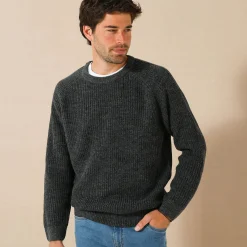 Trui met ronde hals en haak ingezette mouwen, patenttricot met 30% wol