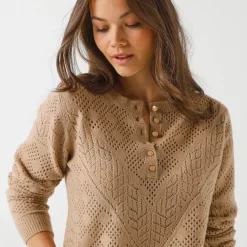 Trui met Tunesische hals, in ajourtricot