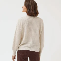 Trui met V-hals, patenttricot