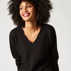 Trui met V-hals, patenttricot met zachte touch