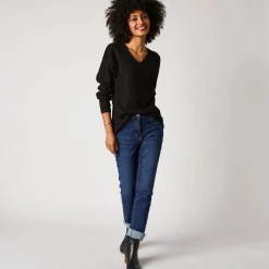 Trui met V-hals, patenttricot met zachte touch