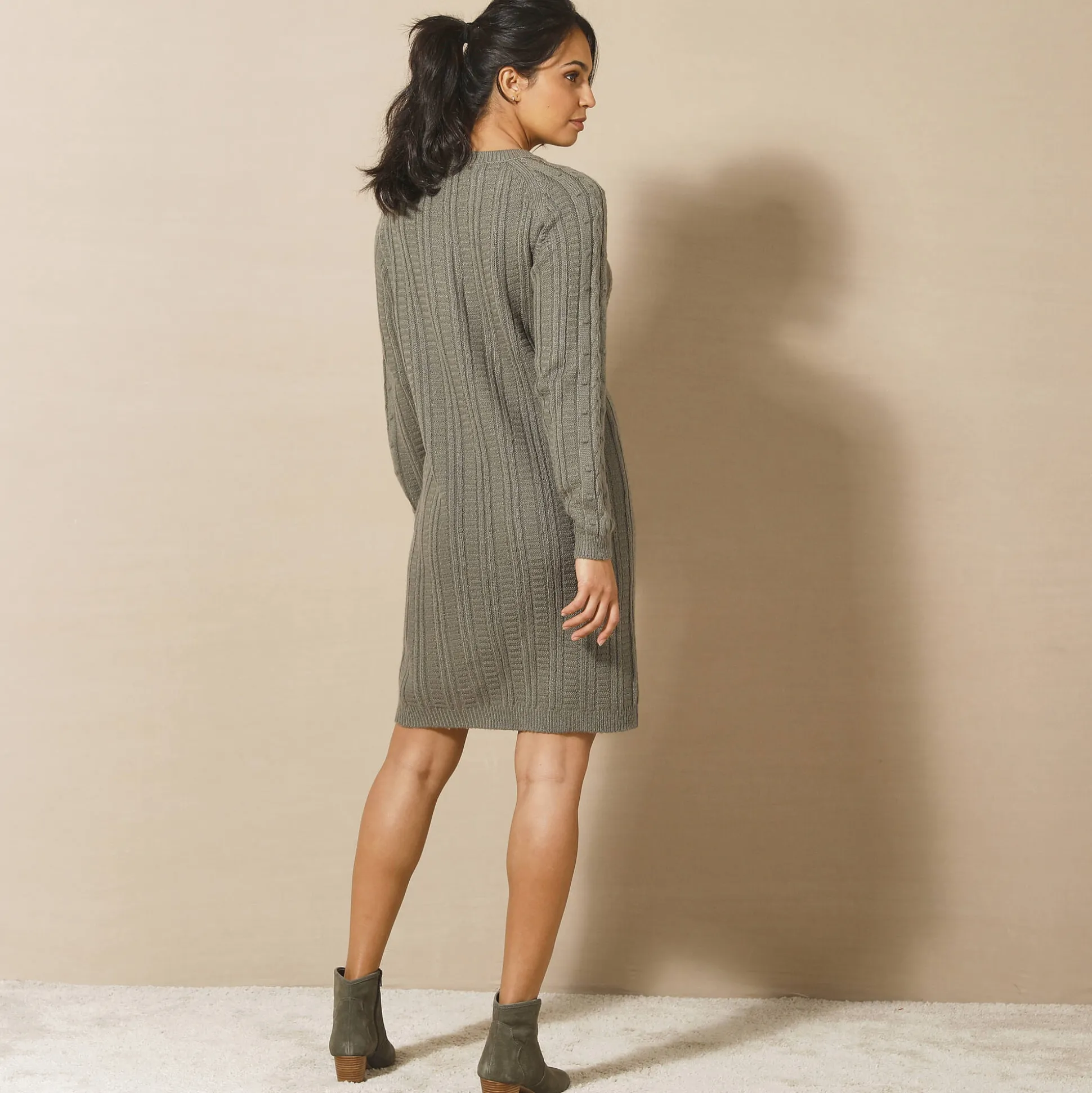 Trui-jurk in kabeltricot