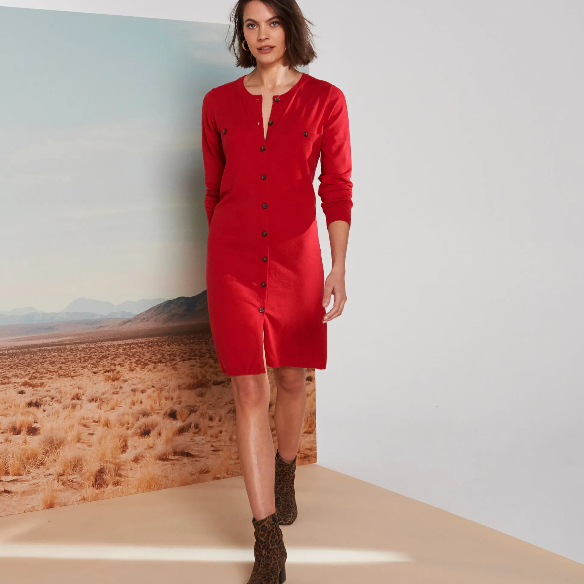 Trui-jurk met knoopsluiting, lange mouwen