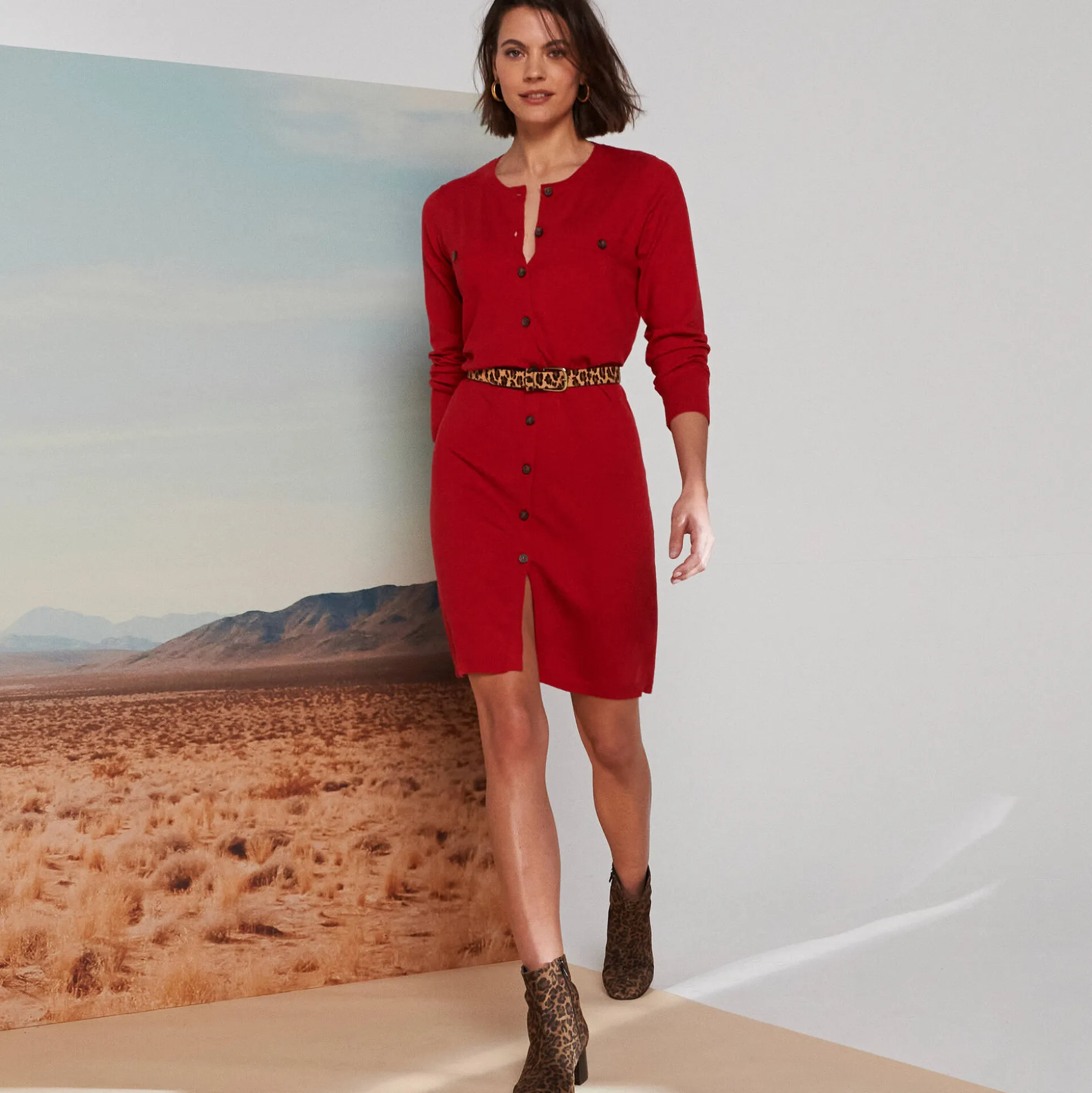 Trui-jurk met knoopsluiting, lange mouwen