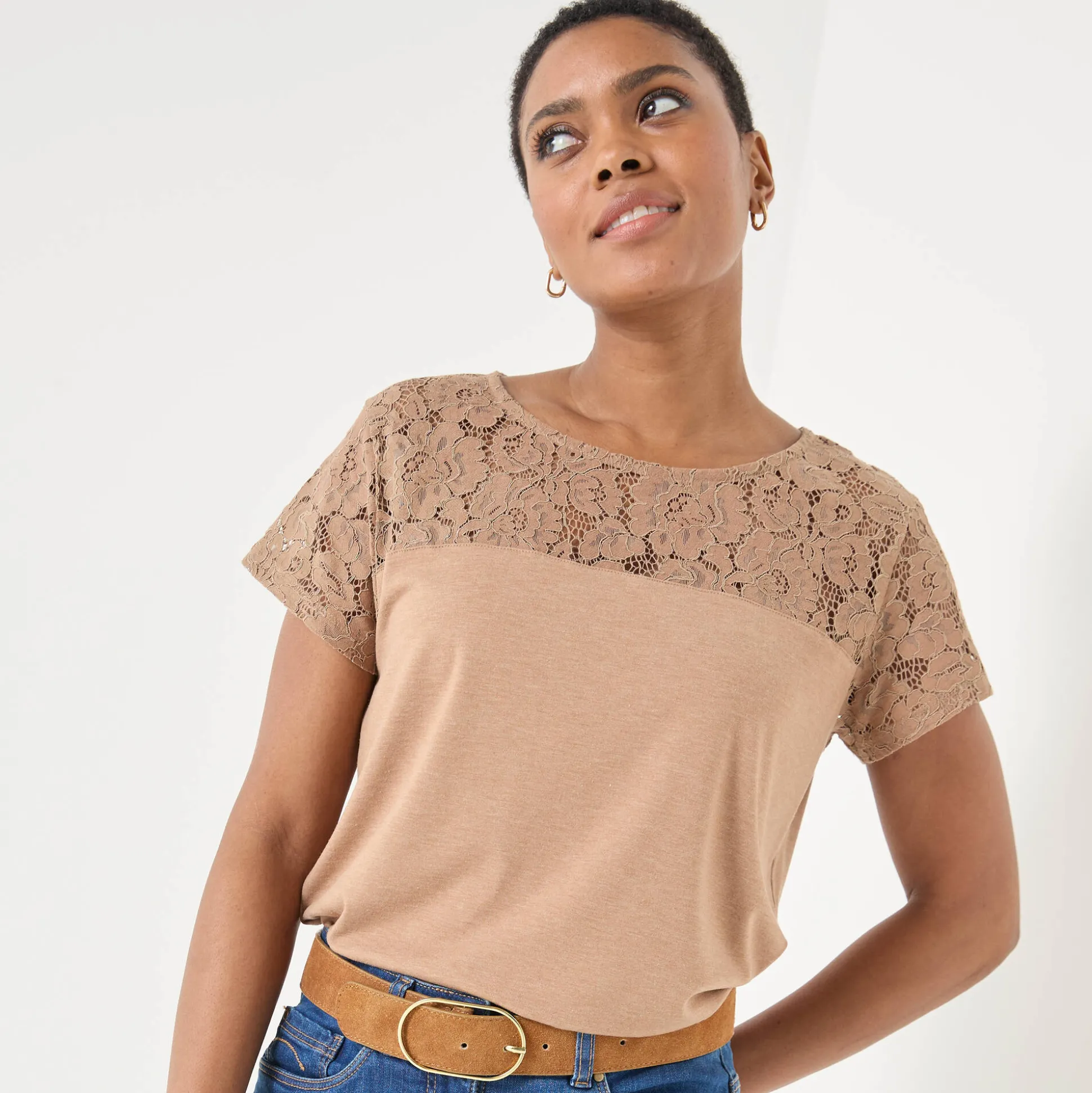 T-shirt met korte mouwen in kant