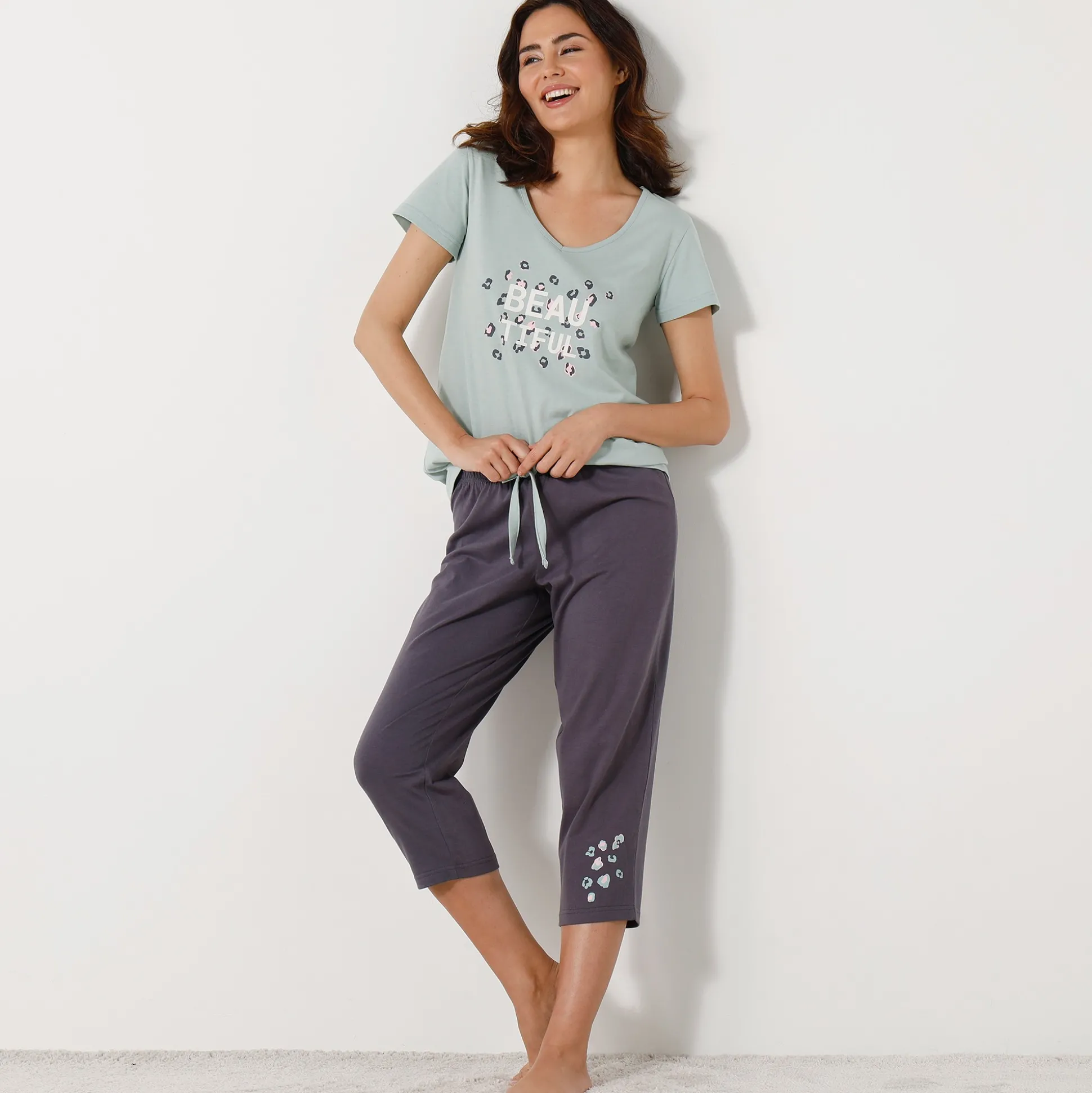 T-shirt met korte mouwen in effen katoen geplaatste "Beautiful" print