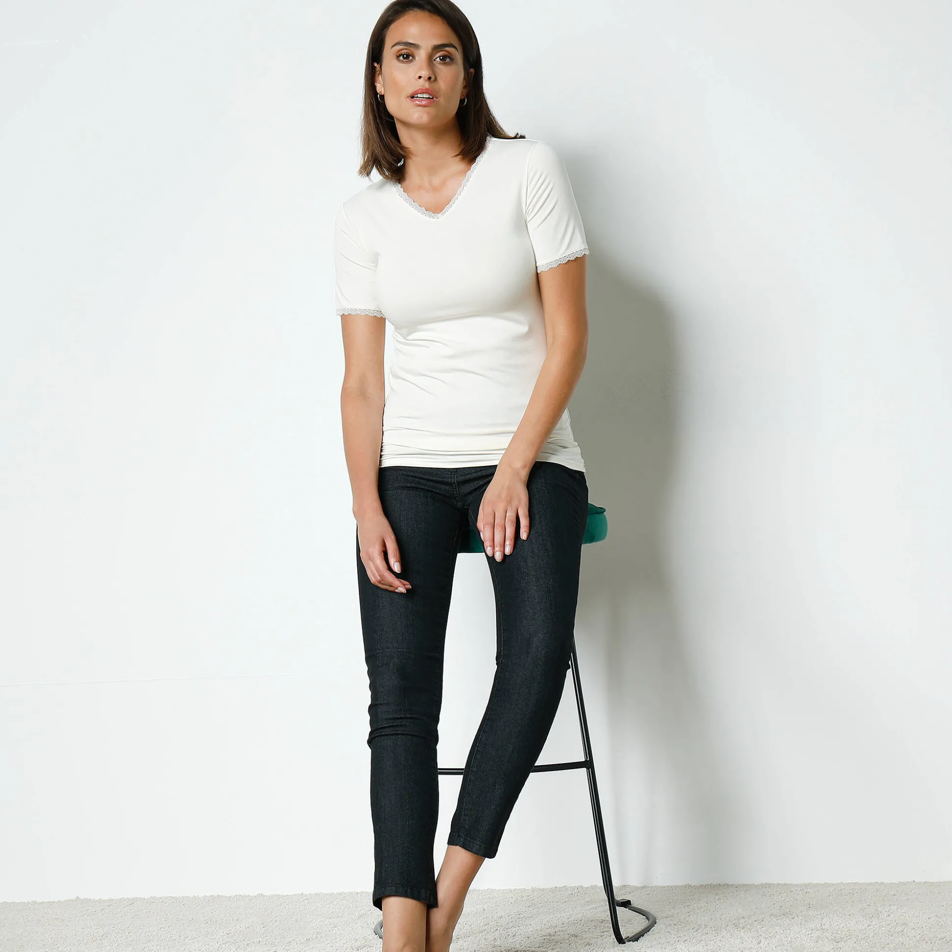 T-shirt met korte mouwen, 'tweede huid'-warmte en kanten details