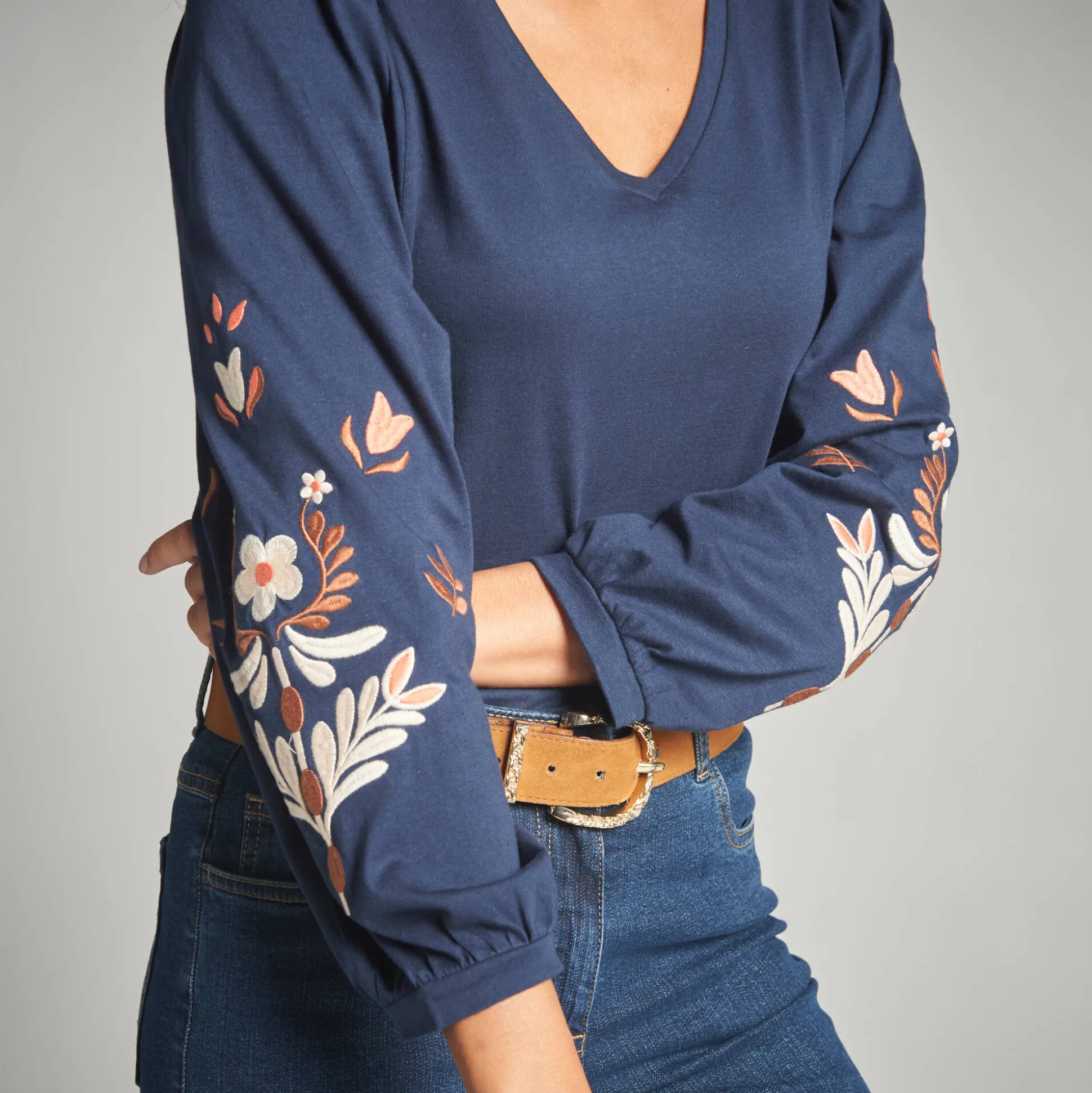T-shirt met lange, geborduurde mouwen, katoen