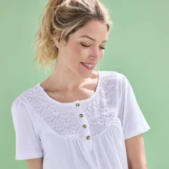T-shirt met macramé en korte mouwen