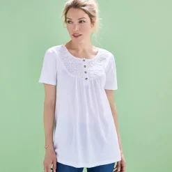 T-shirt met macramé en korte mouwen