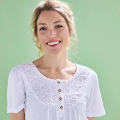 T-shirt met macramé en korte mouwen