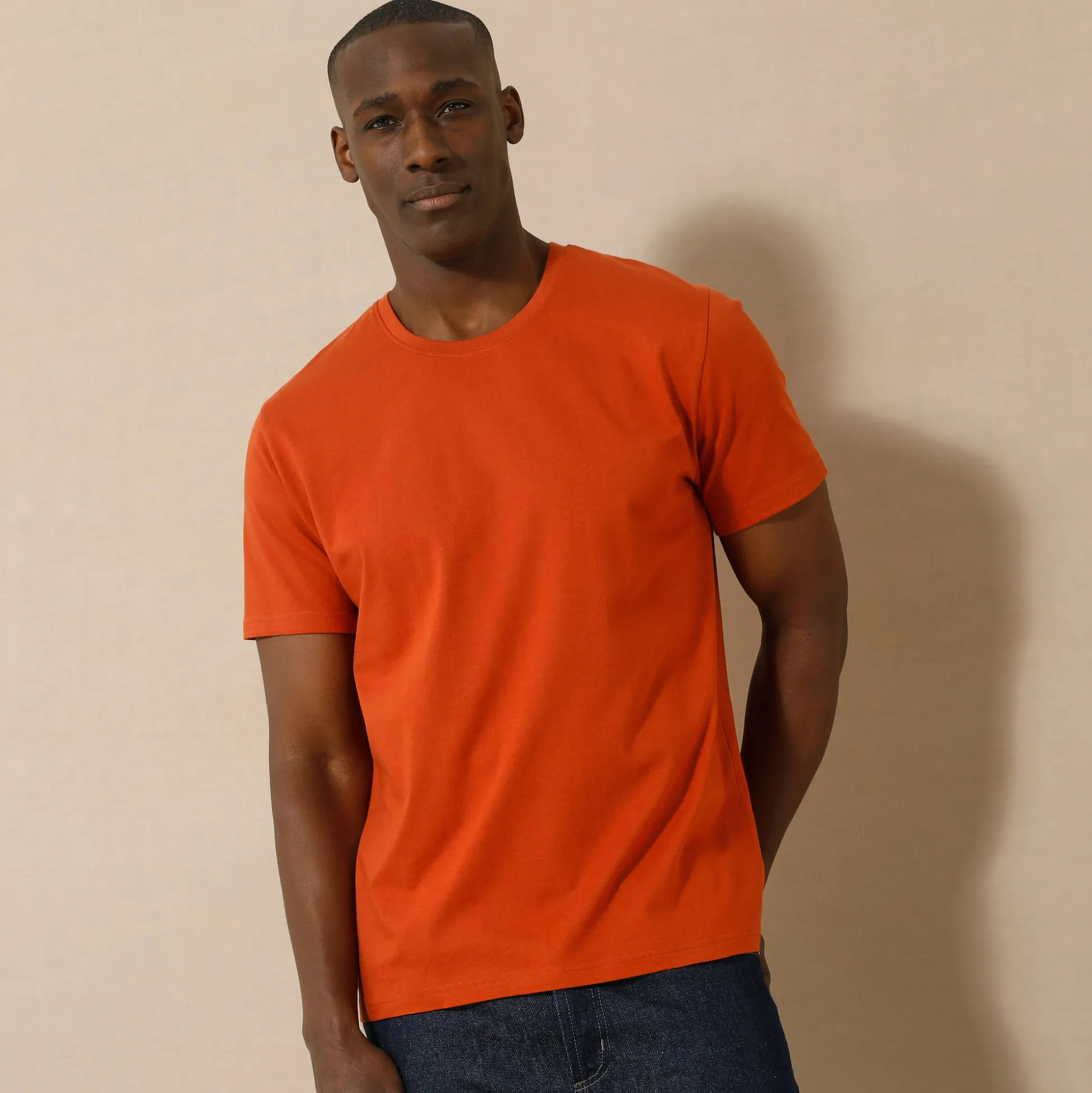 T-shirt met ronde hals en korte mouwen