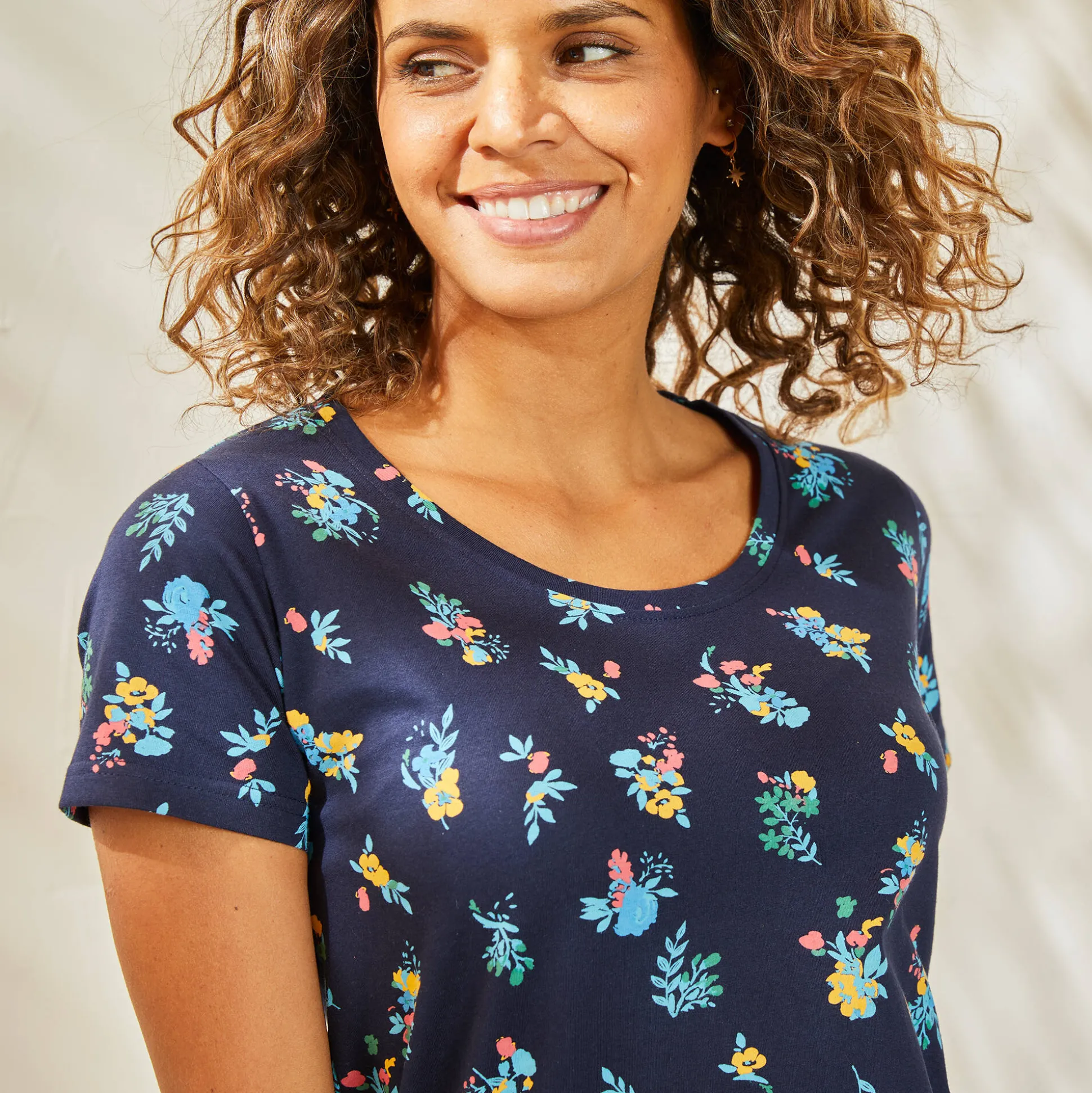 T-shirt met ronde hals en bloemenprint, katoen