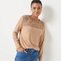 T-shirt met ronde hals en lange mouwen in kant