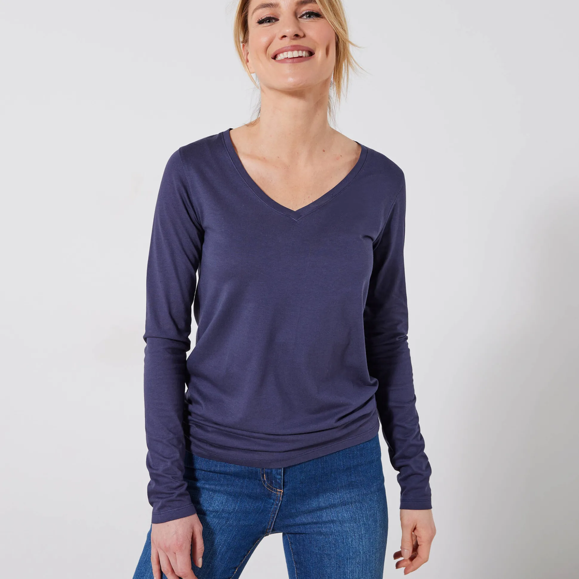 T-shirt met V-hals en lange mouwen