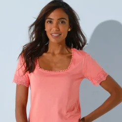 T-shirt met vierkante hals