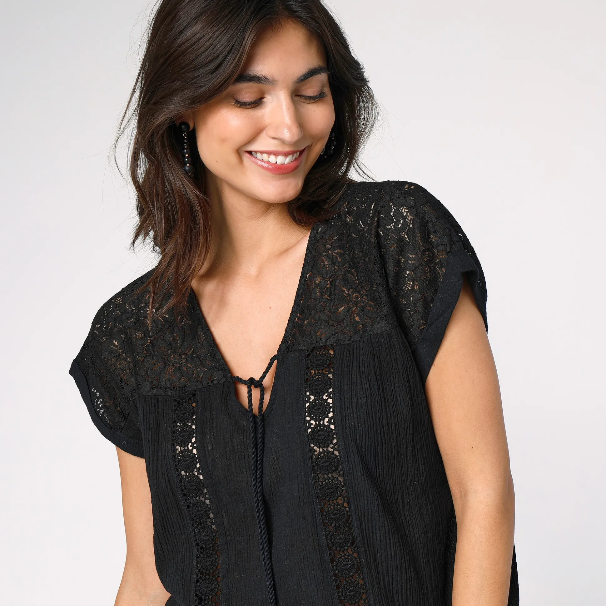 Tuniek met macramé, in katoencrêpe