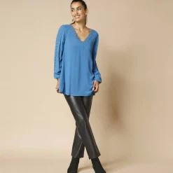 Tuniek met V-hals en macramé, lange mouwen, crepon