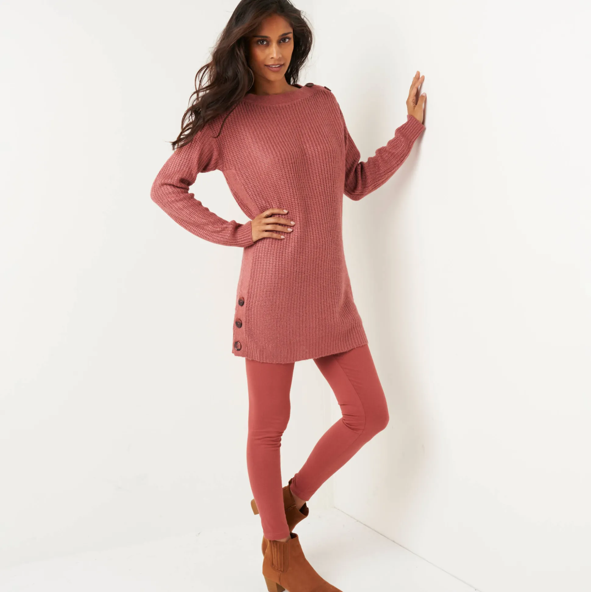 Tuniektrui met knoopsluiting en mohairtouch