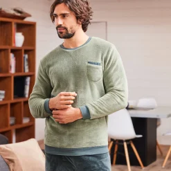 Tweekleurige pyjama in fleece met lange mouwen