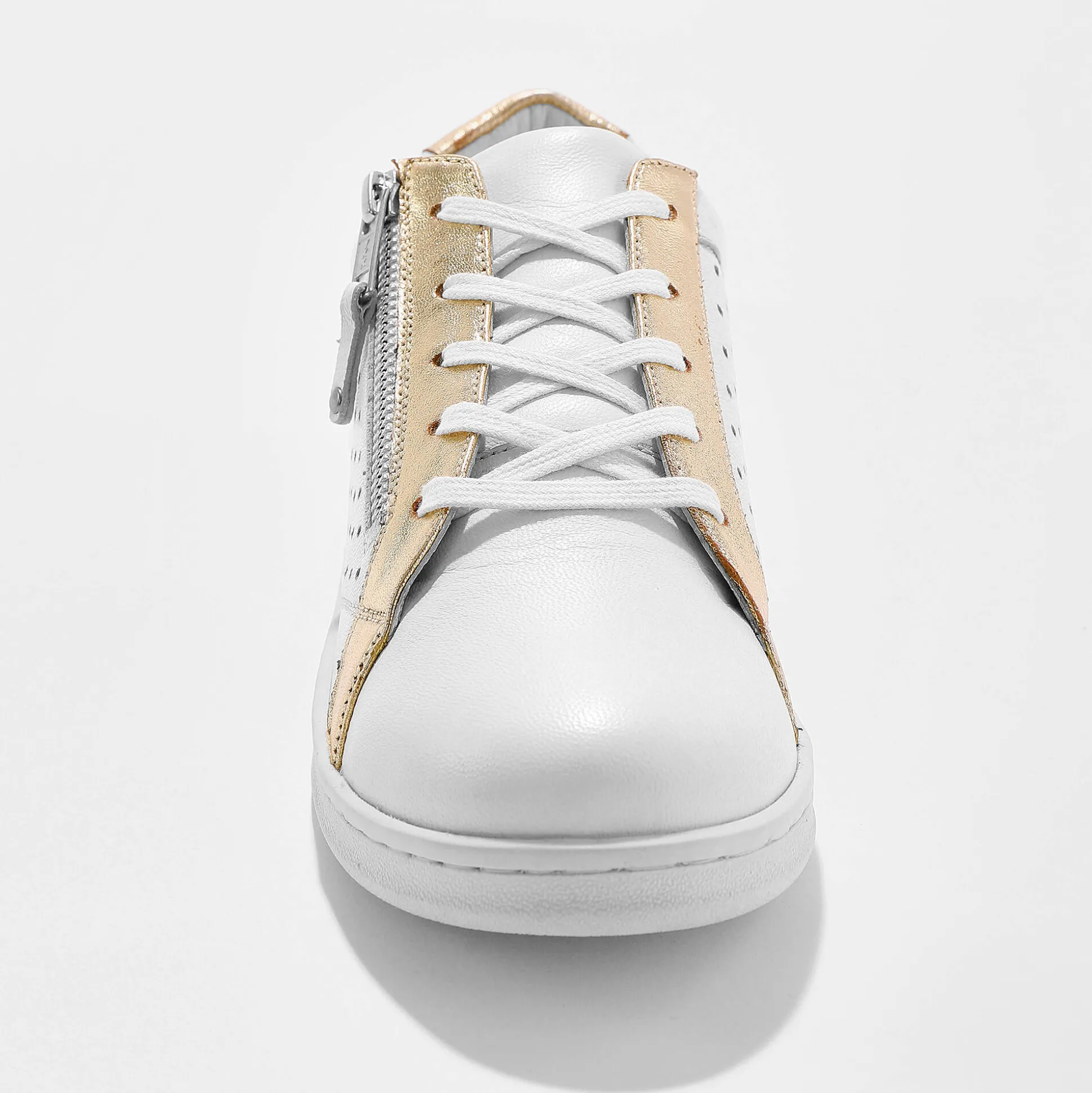 Tweekleurige sneakers in geperforeerd leer met rits