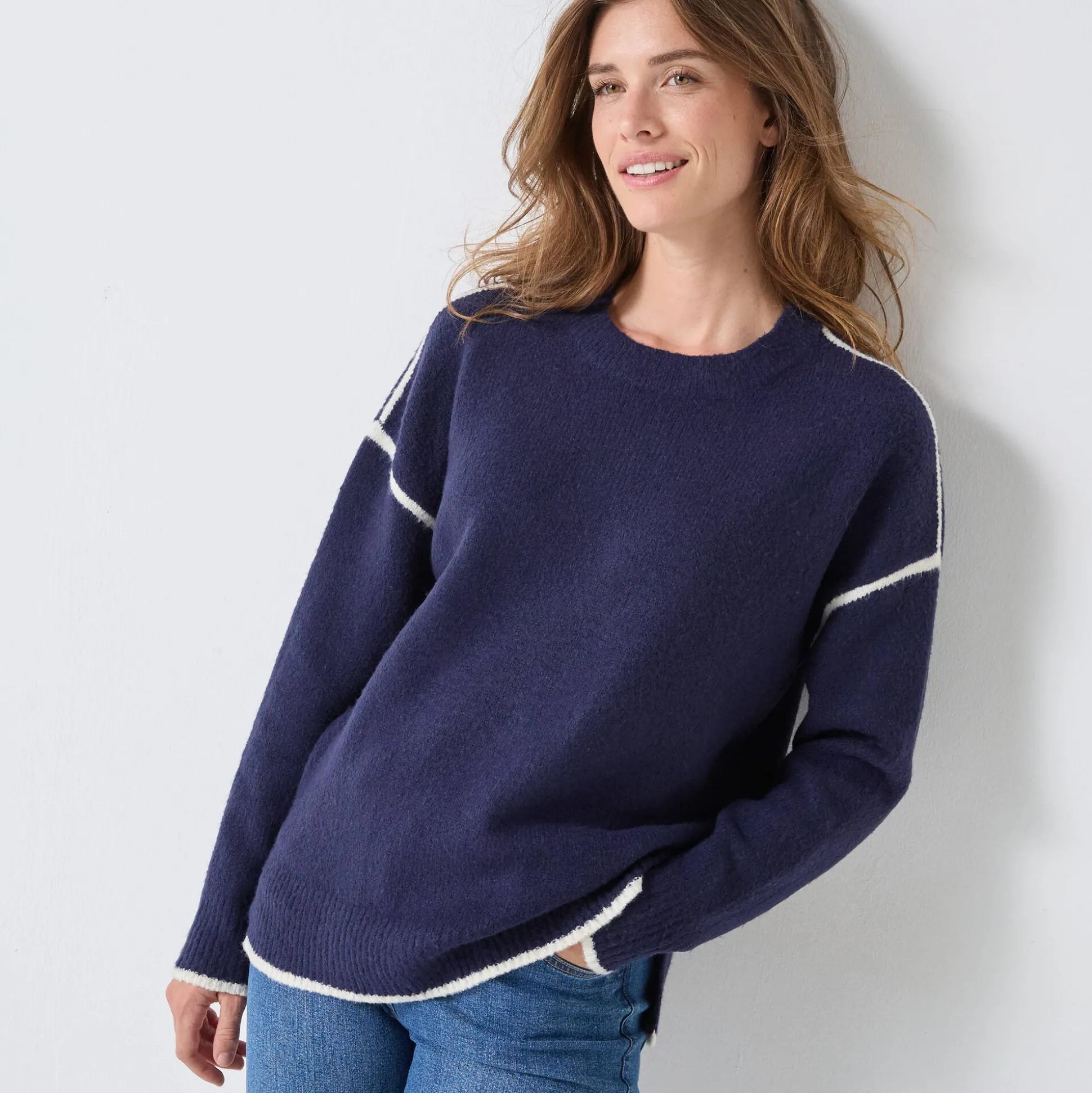 Tweekleurige trui in streelzacht tricot