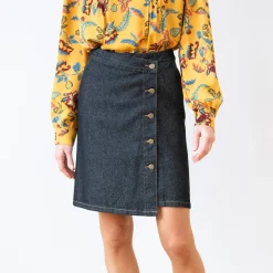 Uiltlopende jeansrok in wikkelstijl
