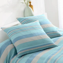 Veelkleurig artisanaal geweven sprei of plaid