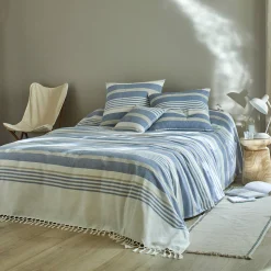 Veelkleurig artisanaal geweven sprei of plaid