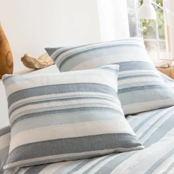 Veelkleurig artisanaal geweven sprei of plaid