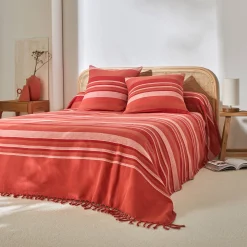 Veelkleurig artisanaal geweven sprei of plaid