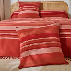 Veelkleurig artisanaal geweven sprei of plaid
