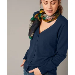 Vest in lamswol met V-hals en knoopsluiting