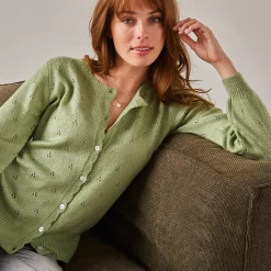 Vest met knoopsluiting en geschulpte afwerking, pointelletricot met mohairtouch