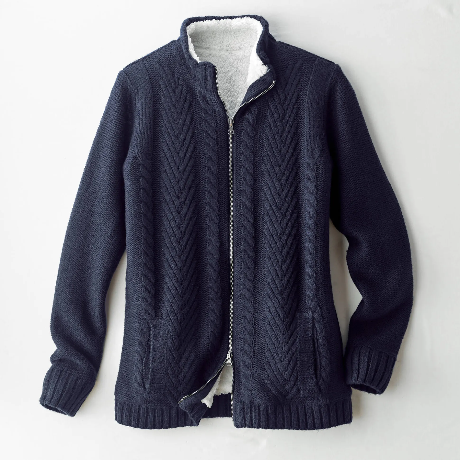 Vest met rits en kabelmotieven, gevoerd met pluchetricot