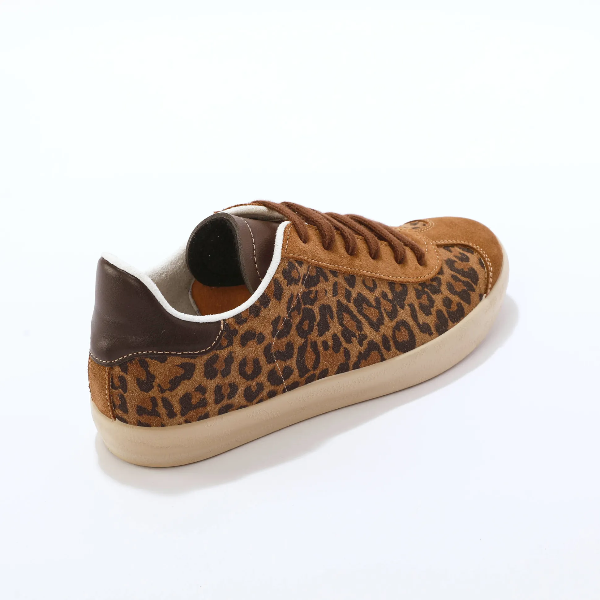 Vintage sneakers in splitleer met luipaardprint