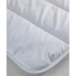 Warm dekbed met vulling in gerecycleerde vezels 300 g/m2